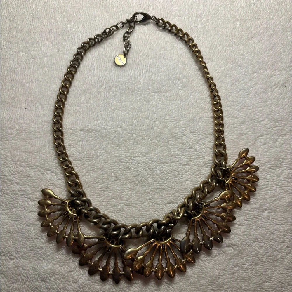 Stella & Dot Coral Cay Necklace - Picture 8 of 10